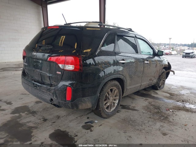 5XYKTCA6XEG538761 KIA SORENTO LX