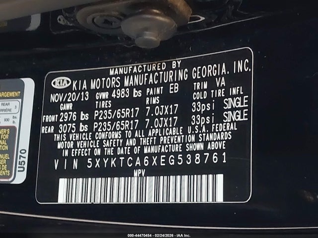 5XYKTCA6XEG538761 KIA SORENTO LX