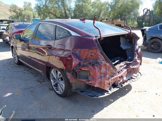 2018 HONDA CLARITY PLUG-IN HYBRID JHMZC5F32JC001517 Photo 2