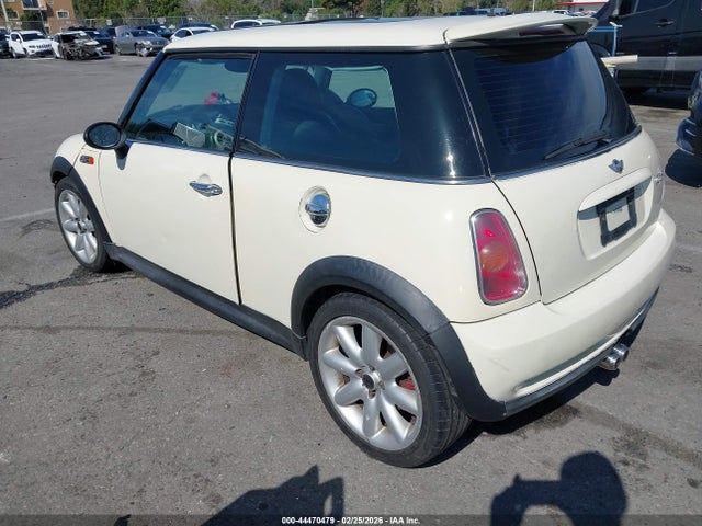 2004 MINI COOPER S WMWRE33434TD84207 Photo 2