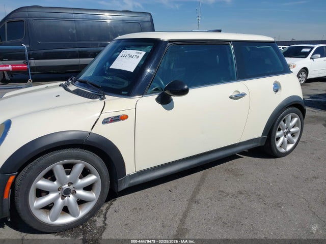 2004 MINI COOPER S WMWRE33434TD84207 Photo 5
