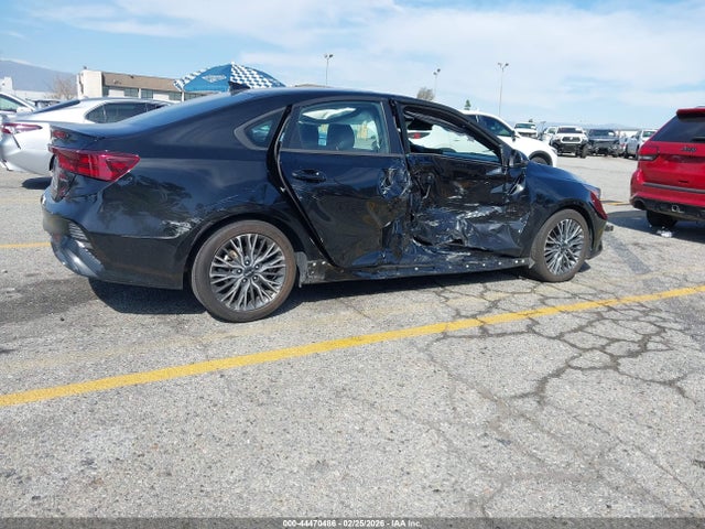 3KPF54AD8RE783819 KIA Forte Gt-line