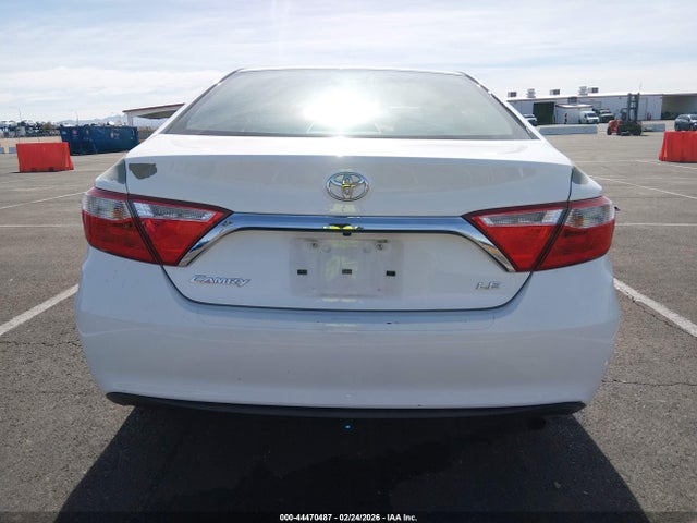 Toyota CAMRY LE 2015 4T4BF1FK3FR501702 Image 17