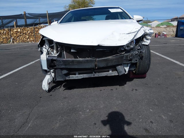 Toyota CAMRY LE 2015 4T4BF1FK3FR501702 Image 6