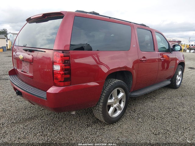 1GNSKJE7XER158354 Chevrolet Suburban 1500 Lt