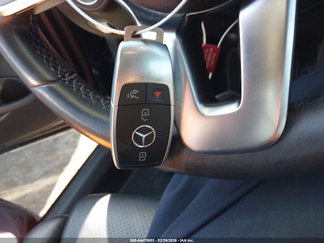 44470503 :رقم المزاد ، 55SWF8DB1KU290870 vin ، 2019 Mercedes-benz C 300 مزاد بيع
