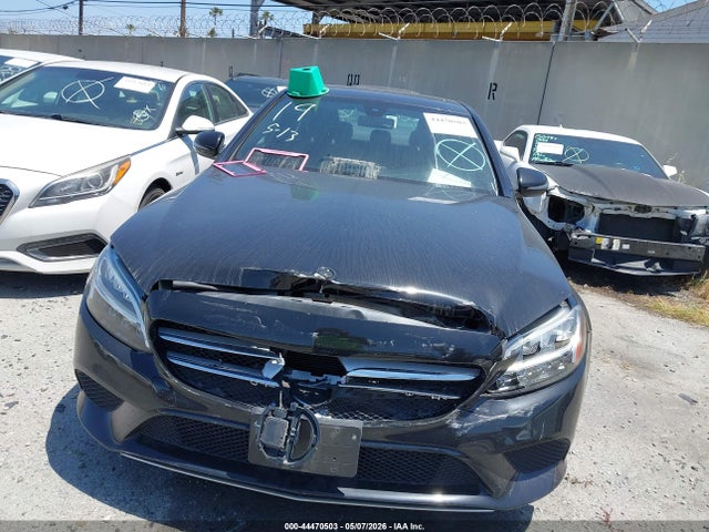 44470503 :رقم المزاد ، 55SWF8DB1KU290870 vin ، 2019 Mercedes-benz C 300 مزاد بيع