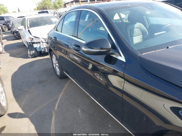44470503 :رقم المزاد ، 55SWF8DB1KU290870 vin ، 2019 Mercedes-benz C 300 مزاد بيع