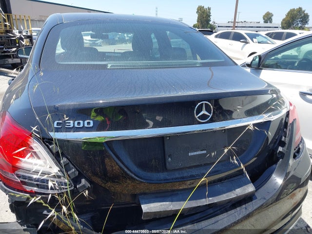 44470503 :رقم المزاد ، 55SWF8DB1KU290870 vin ، 2019 Mercedes-benz C 300 مزاد بيع