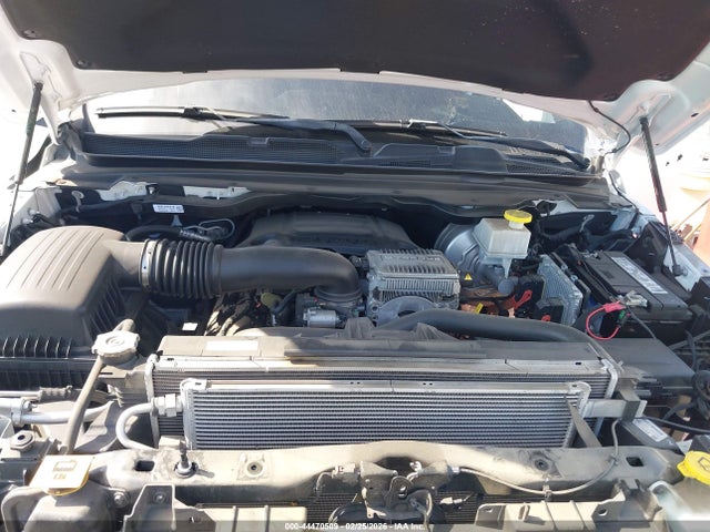 1C6RREJT2LN121713 RAM 1500 Laramie 4x2 5&#039;7 Box