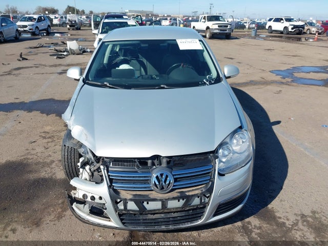 Продажа на аукционе авто 2010 Volkswagen Jetta Limited Edition, vin: 3VWAZ7AJ0AM092460, номер лота: 44470514