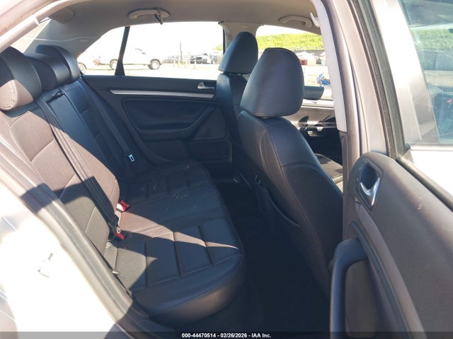 Продажа на аукционе авто 2010 Volkswagen Jetta Limited Edition, vin: 3VWAZ7AJ0AM092460, номер лота: 44470514