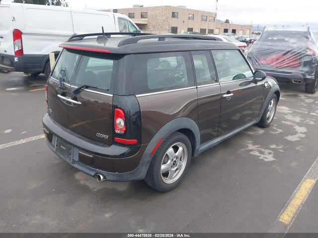 2009 MINI COOPER CLUBMAN WMWML33519TX50033 Photo 3