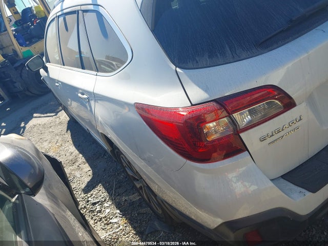 4S4BSETC9J3221727 Subaru Outback 3.6r Touring