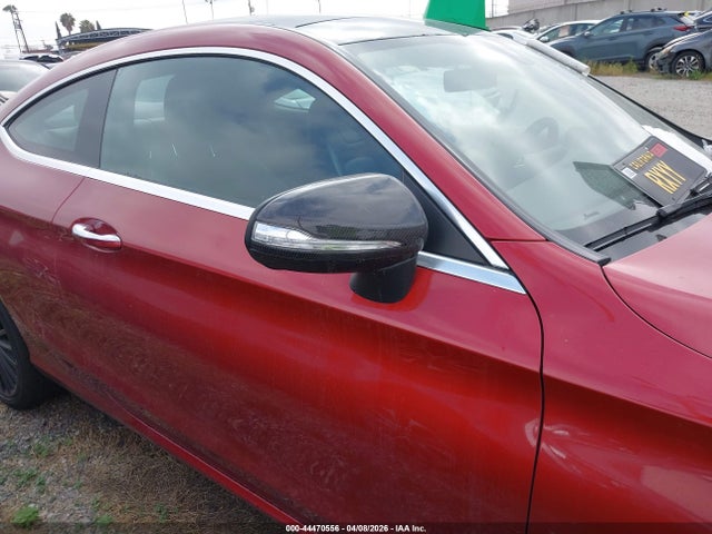 2019 Mercedes-benz C 300 მანქანა იყიდება აუქციონზე, vin: WDDWJ8DB8KF862034, აუქციონის ნომერი: 44470556