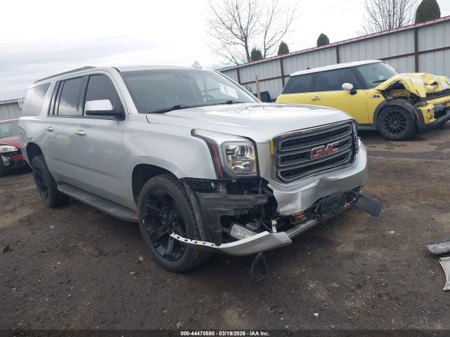 2017 GMC YUKON XL 1GKS2GKC4HR248833
