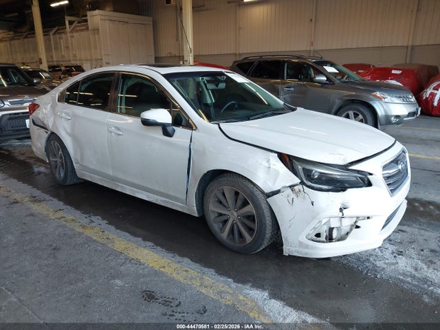 2018 SUBARU LEGACY 4S3BNAN6XJ3033343