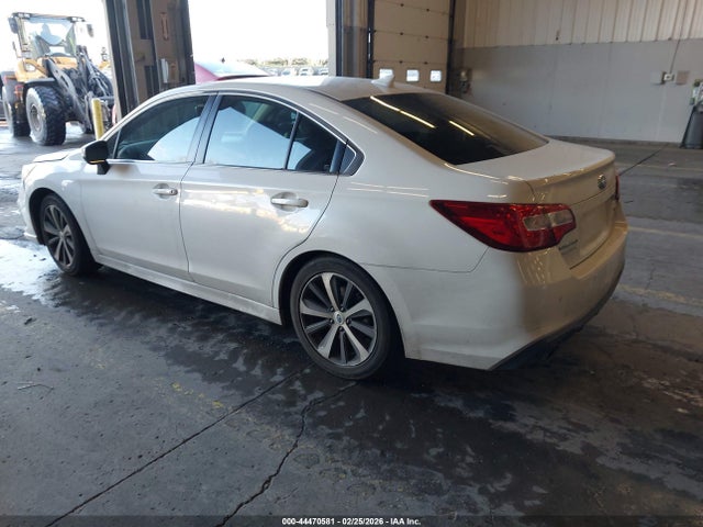 2018 SUBARU LEGACY 4S3BNAN6XJ3033343 Photo 2