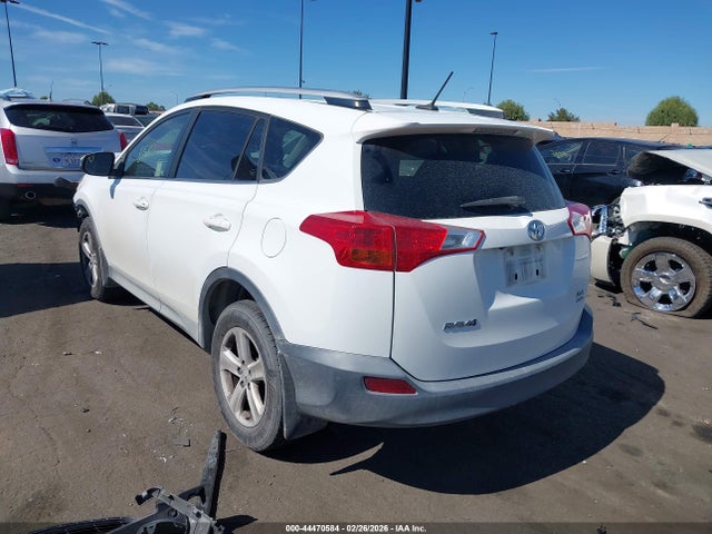Toyota Rav4 Xle 2014 JTMRFREV8ED085121 Image 3