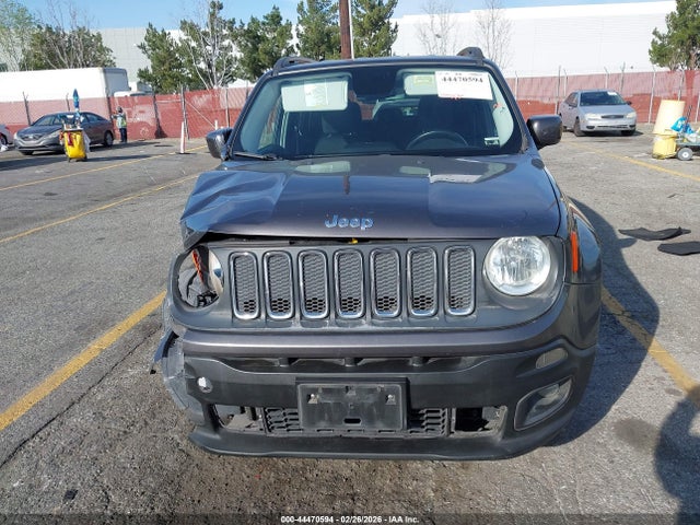 ZACCJABT9GPD64090 Jeep Renegade Latitude