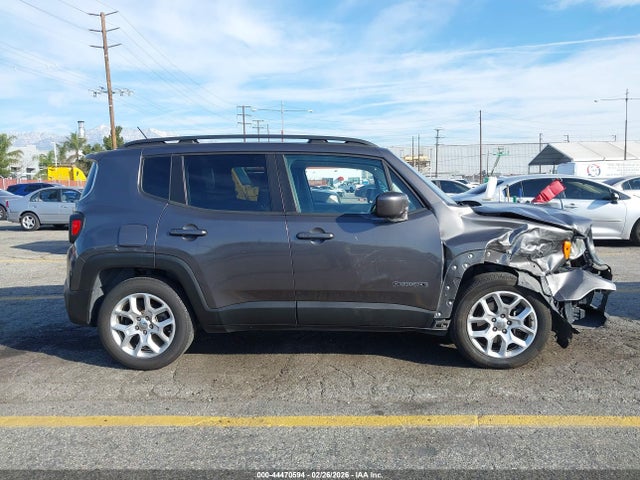 ZACCJABT9GPD64090 Jeep Renegade Latitude