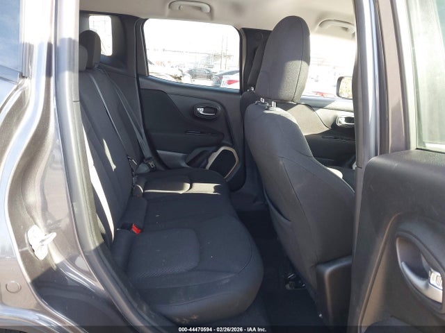 ZACCJABT9GPD64090 Jeep Renegade Latitude