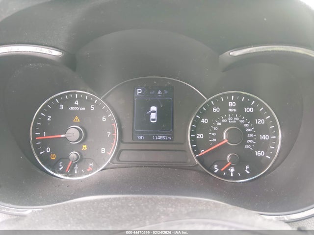 3KPFK4A7XJE281885 KIA FORTE LX