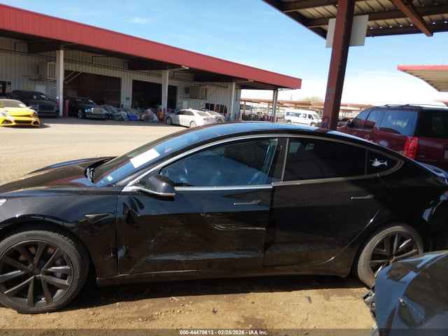 Продажа на аукционе авто 2019 Tesla Model 3, vin: 5YJ3E1EA5KF394766, номер лота: 44470613