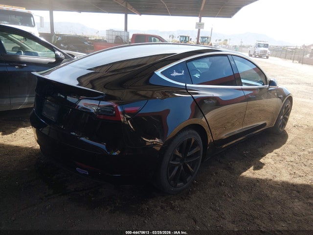 Продажа на аукционе авто 2019 Tesla Model 3, vin: 5YJ3E1EA5KF394766, номер лота: 44470613