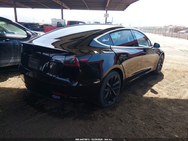 2019 TESLA MODEL 3 5YJ3E1EA5KF394766 Photo 3