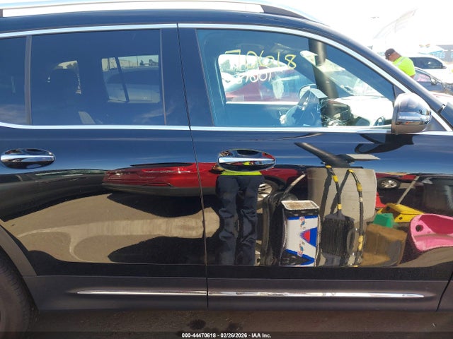 W1N4M4GB0SW407412 Mercedes-Benz GLB 250