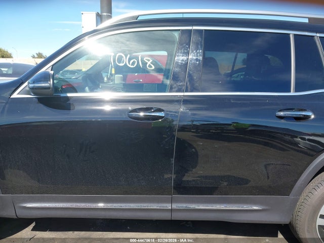 W1N4M4GB0SW407412 Mercedes-Benz GLB 250