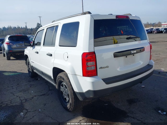 44470625 :رقم المزاد ، 1C4NJRBB7HD197100 vin ، 2017 Jeep Patriot Sport 4x4 مزاد بيع