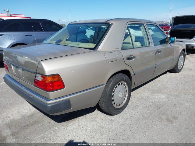 1993 MERCEDES-BENZ 300 WDBEA32E1PB895458 Photo 3