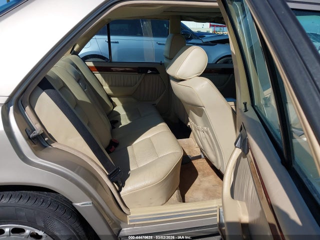 1993 MERCEDES-BENZ 300 WDBEA32E1PB895458 Photo 4