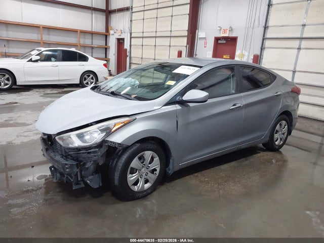Продажа на аукционе авто 2016 Hyundai Elantra Se, vin: KMHDH4AE0GU542886, номер лота: 44470635