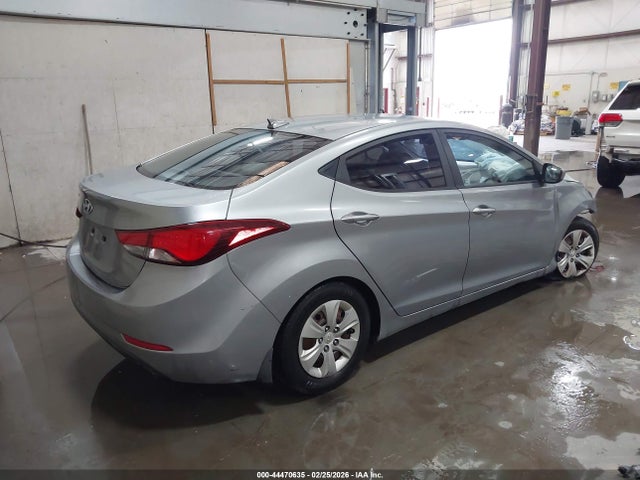 Продажа на аукционе авто 2016 Hyundai Elantra Se, vin: KMHDH4AE0GU542886, номер лота: 44470635