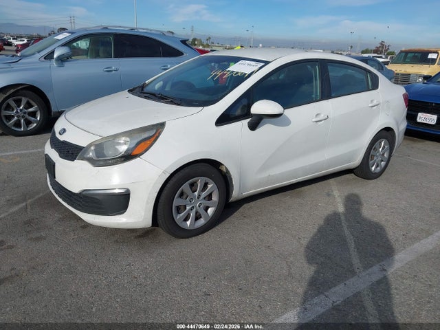 KIA RIO LX 2016 KNADM4A32G6654475 Image 2