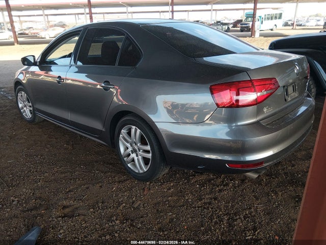3VW2K7AJ4FM221669 Volkswagen Jetta 2.0l S