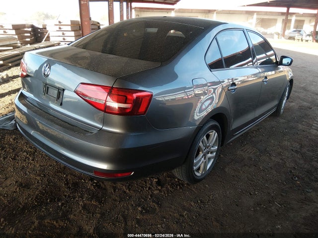 3VW2K7AJ4FM221669 Volkswagen Jetta 2.0l S