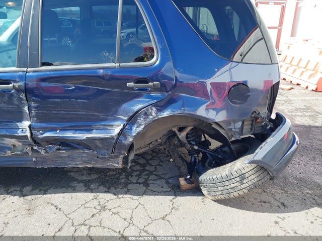 2000 Mercedes-benz Ml 320 მანქანა იყიდება აუქციონზე, vin: 4JGAB54E6YA211724, აუქციონის ნომერი: 44470701
