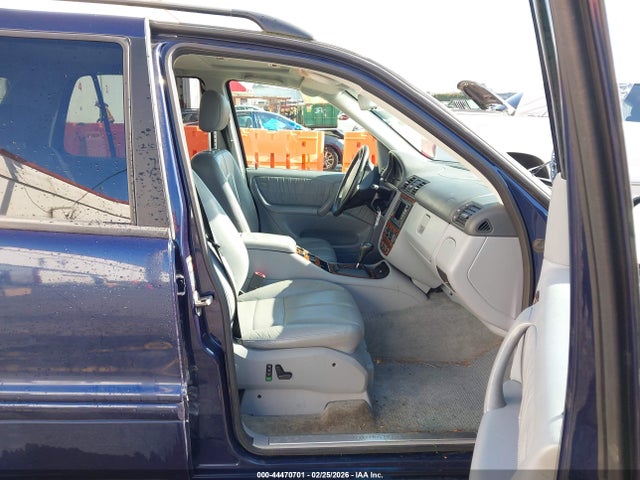 2000 Mercedes-benz Ml 320 მანქანა იყიდება აუქციონზე, vin: 4JGAB54E6YA211724, აუქციონის ნომერი: 44470701