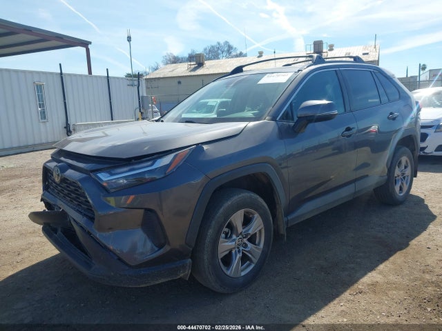 Toyota Rav4 Xle 2022 2T3W1RFV3NW214420 Image 2