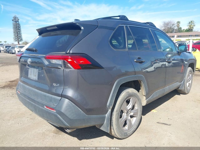 Toyota Rav4 Xle 2022 2T3W1RFV3NW214420 Image 4