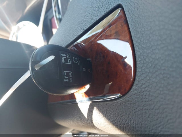 44470708 :رقم المزاد ، 2C4RC1BG4FR638412 vin ، 2015 Chrysler Town & Country Touring مزاد بيع