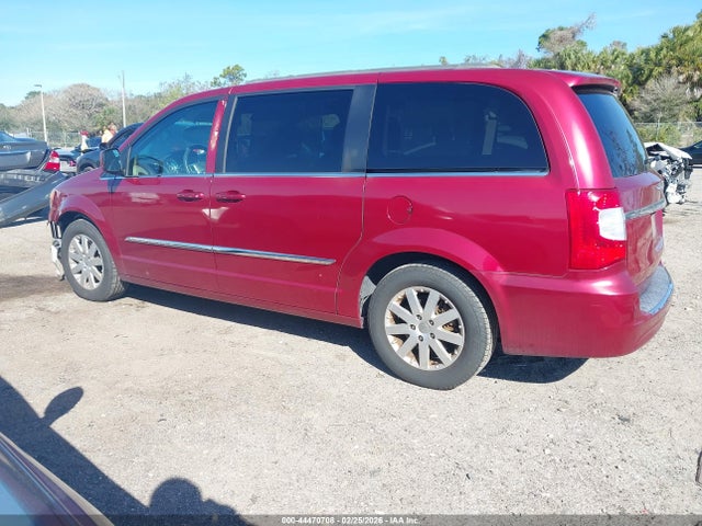44470708 :رقم المزاد ، 2C4RC1BG4FR638412 vin ، 2015 Chrysler Town & Country Touring مزاد بيع