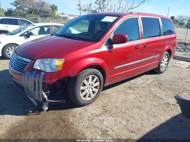 44470708 :رقم المزاد ، 2C4RC1BG4FR638412 vin ، 2015 Chrysler Town & Country Touring مزاد بيع