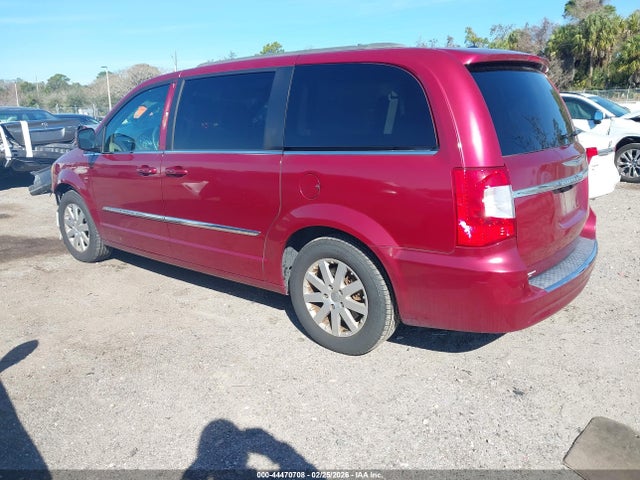 44470708 :رقم المزاد ، 2C4RC1BG4FR638412 vin ، 2015 Chrysler Town & Country Touring مزاد بيع