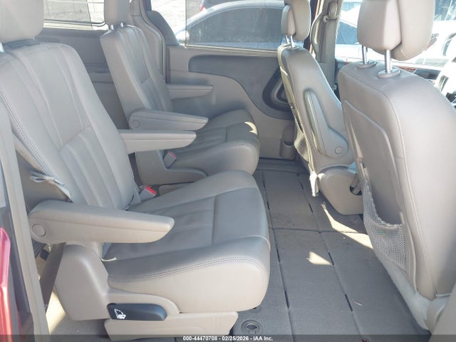 44470708 :رقم المزاد ، 2C4RC1BG4FR638412 vin ، 2015 Chrysler Town & Country Touring مزاد بيع