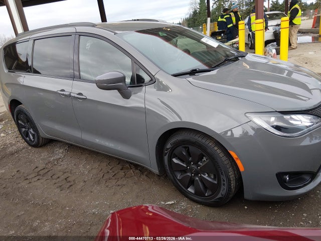 2020 CHRYSLER PACIFICA HYBRID 2C4RC1N75LR273603